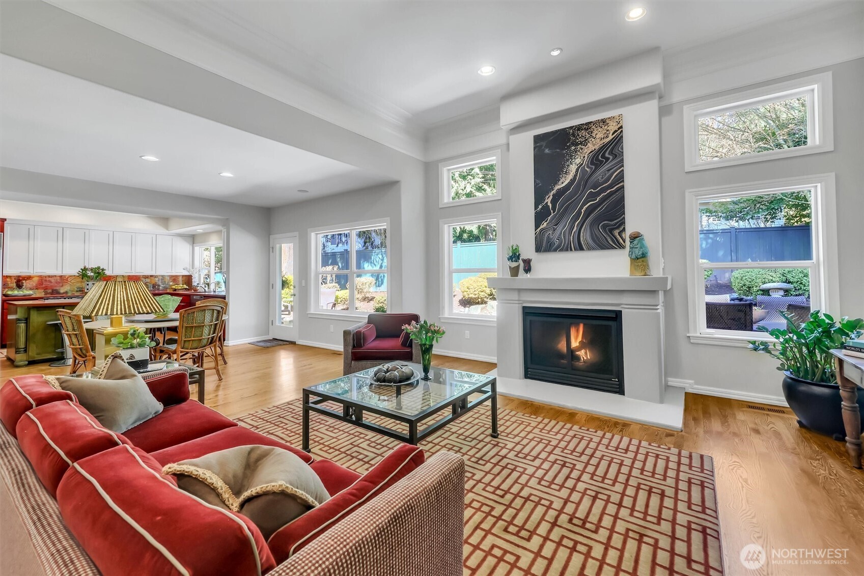 Bellevue, Washington, 98004, United States, 2 Bedrooms Bedrooms, ,3 BathroomsBathrooms,Residential,Active,2035071