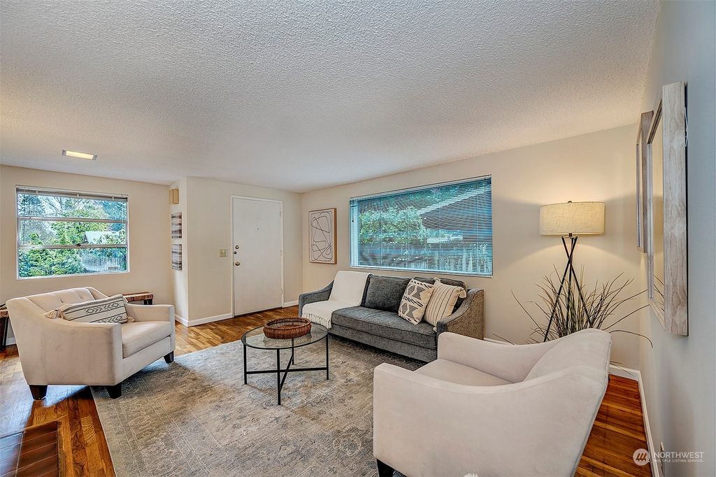 Photo of 14321 26th Avenue NE, Seattle, WA 98125 (MLS # 2042278)