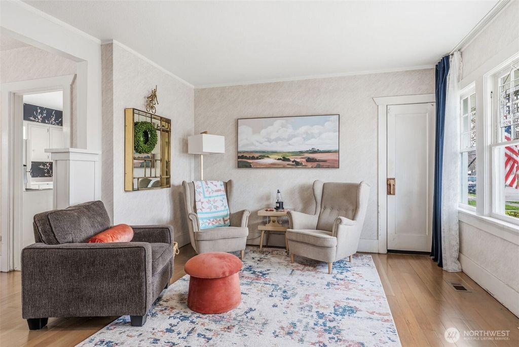 Photo of 522 SW Front Avenue, Castle Rock, WA 98611 (MLS # 2489436)