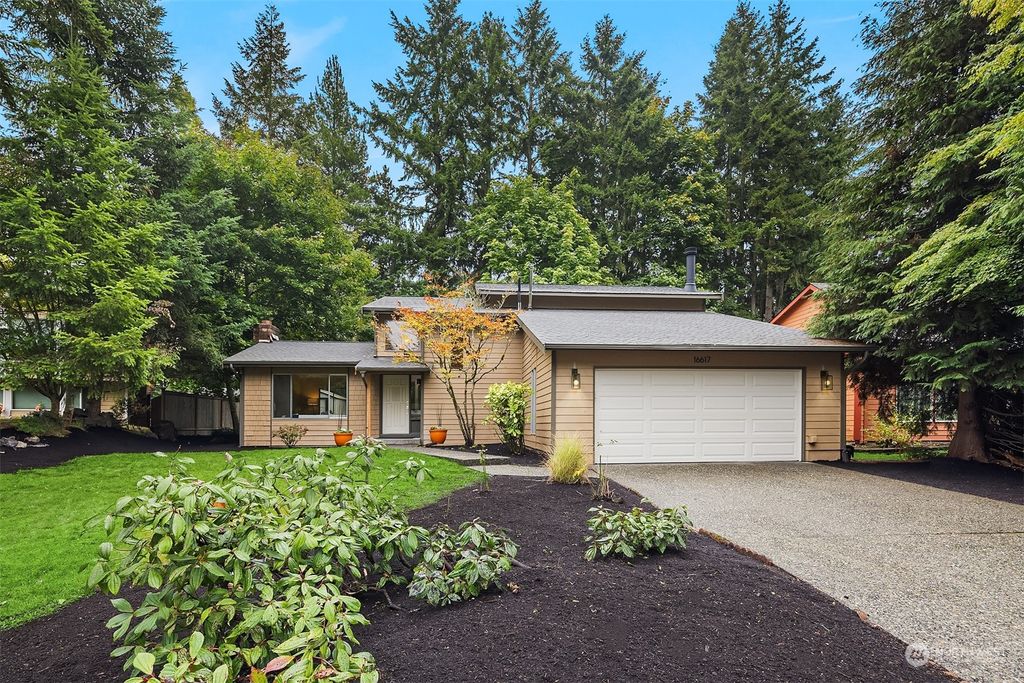 Photo of 16617 24th Drive SE, Bothell, WA 98012 (MLS # 2166101)