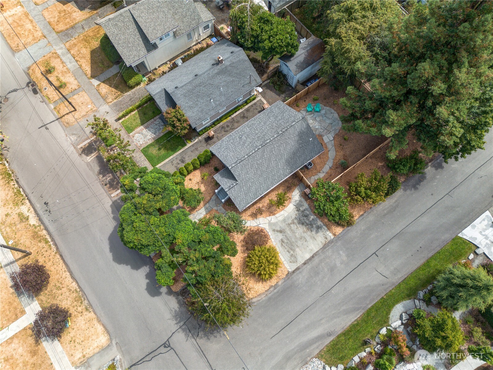 4122 N 25th Street
