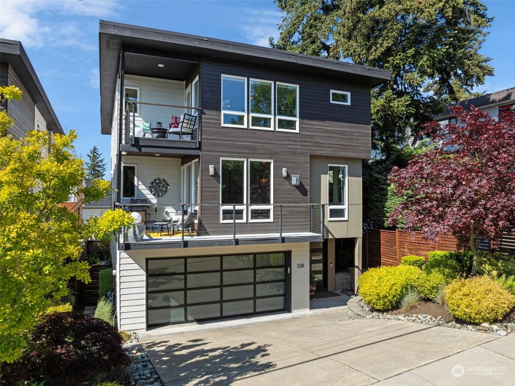 Photo of 328 4th Avenue S, Kirkland, WA 98033 (MLS # 2240946)