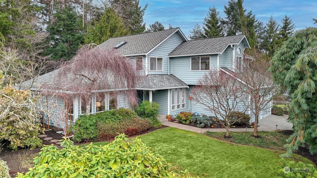 Photo of 18230 141st Avenue SE, Renton, WA 98058 (MLS # 2207437)