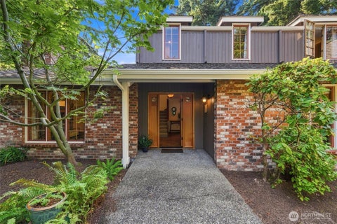 Photo of 2615 93rd Place NE, Clyde Hill, WA 98004 (MLS # 2573261)
