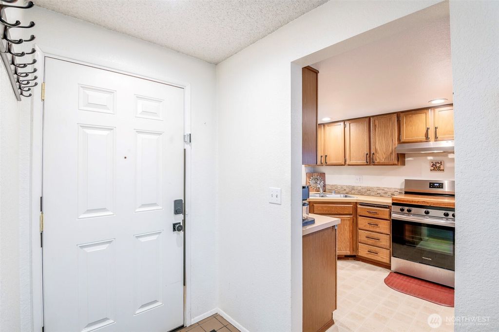 Photo of 15266 Sunwood Boulevard #D31, Tukwila, WA 98188 (MLS # 2431065)