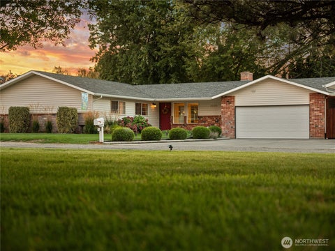 Photo of 2220 Road 92, Pasco, WA 99301 (MLS # 2552211)