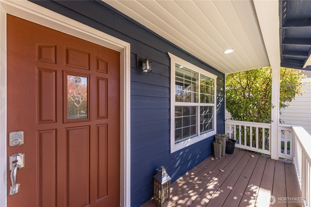 Photo of 4662 Bedford Ave AVE, Bellingham, WA 98226 (MLS # 2590950)