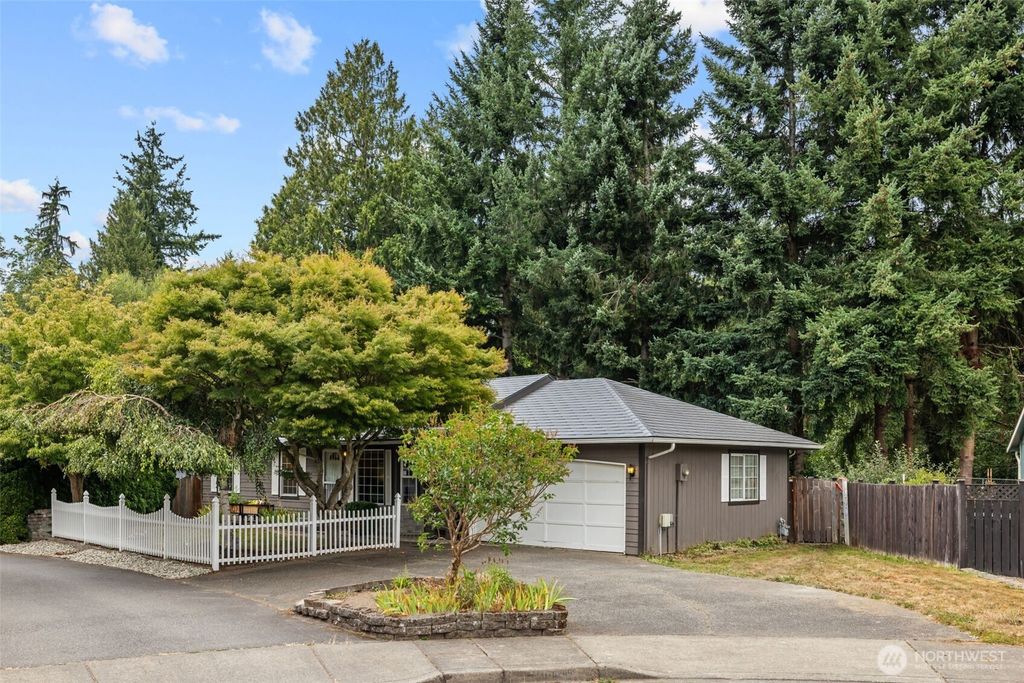 Photo of 6209 72nd Street NE, Marysville, WA 98270 (MLS # 2403945)