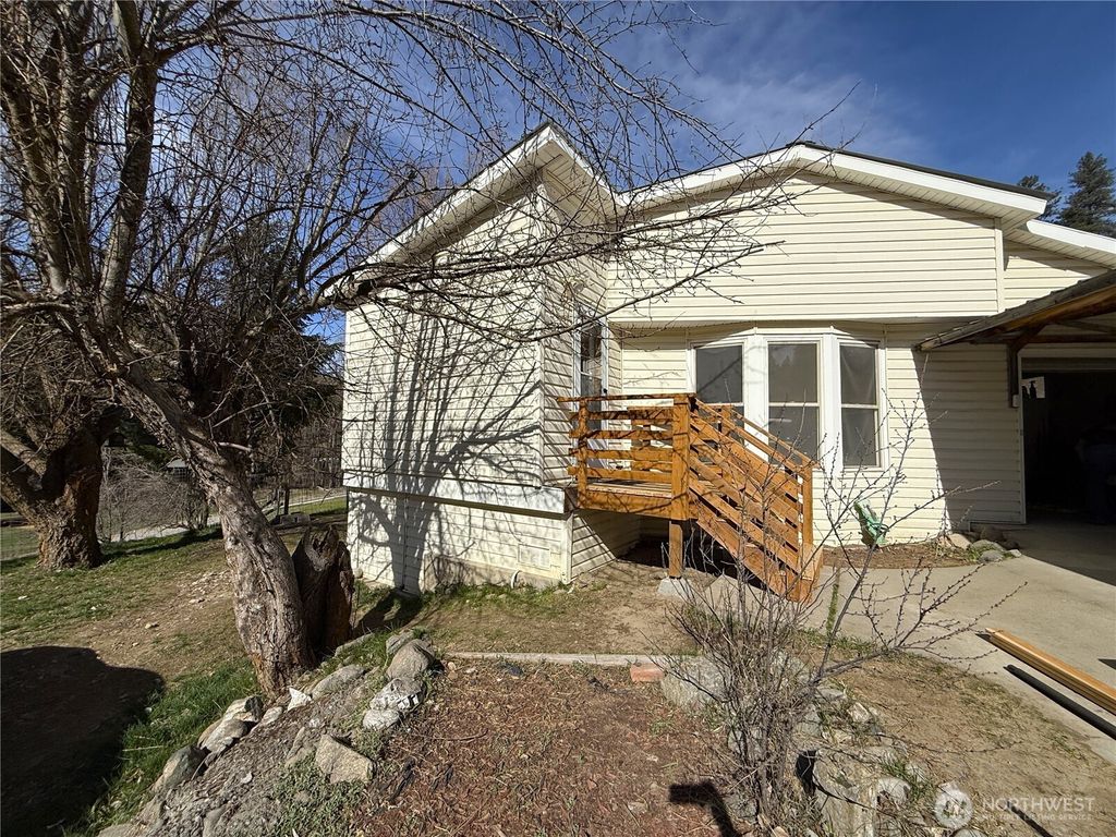 Photo of 155 St. Peter's Creek Road, Malo, WA 99150 (MLS # 2504027)