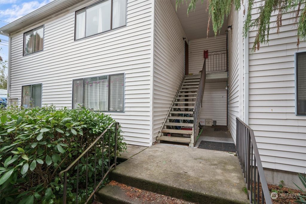 Photo of 5925 Fauntleroy Way Way SW, Seattle, WA 98136 (MLS # 2319792)