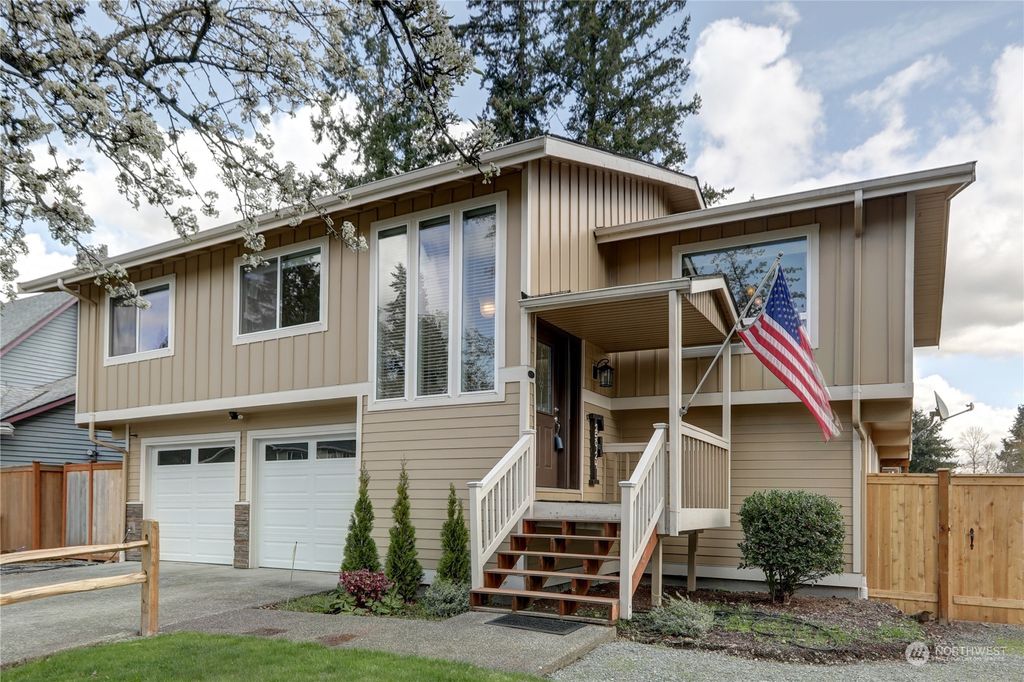 Photo of 25924 186th Place SE, Covington, WA 98042 (MLS # 2057734)
