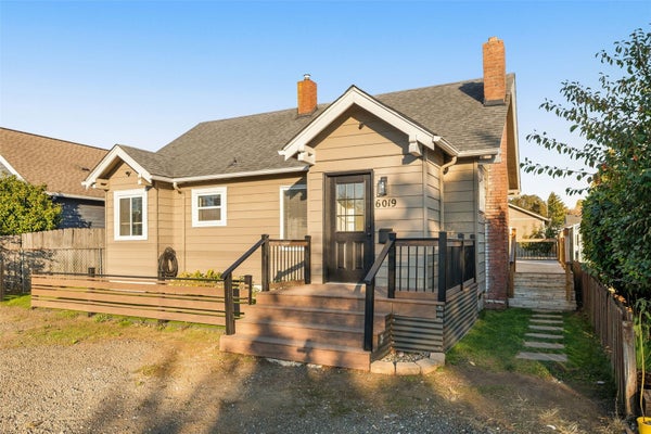 6019 S PINE ST, TACOMA, WA 98409 - Image 28ee24ef663404295fa5fbb2c708d90b/270008600