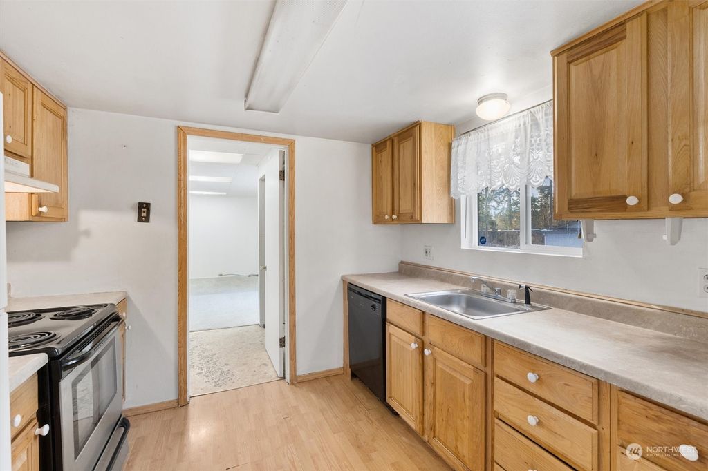 Photo of 3206 S 291st Street, Auburn, WA 98001 (MLS # 2035686)