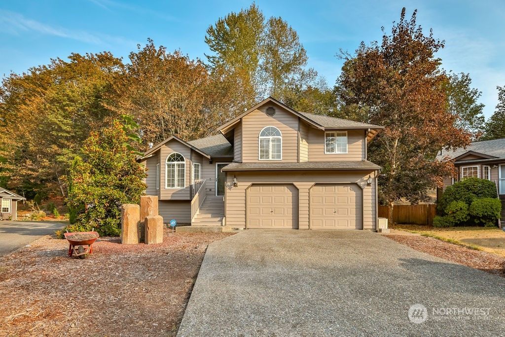 Photo of 19912 SE 261st Court, Covington, WA 98042 (MLS # 2127935)