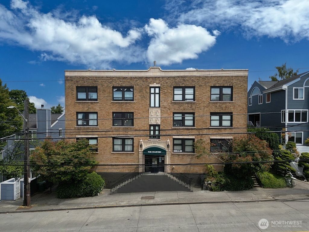 Photo of 2328 10th Avenue E #102, Seattle, WA 98102 (MLS # 2395165)