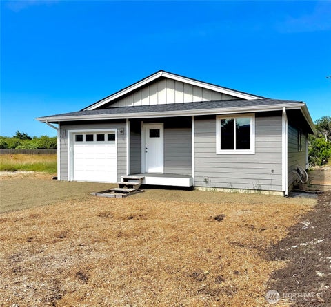 Photo of 957 Cascade Avenue SW, Ocean Shores, WA 98569 (MLS # 2453842)