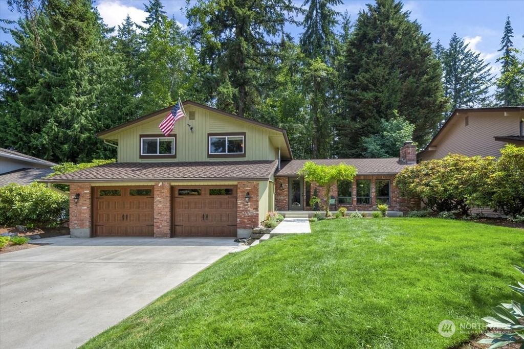 Photo of 15515 25th Lane SE, Mill Creek, WA 98012 (MLS # 2266506)