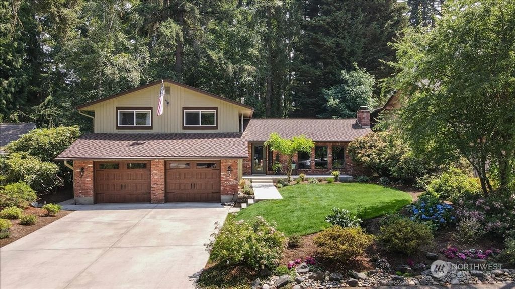 Photo of 15515 25th Lane SE, Mill Creek, WA 98012 (MLS # 2266506)