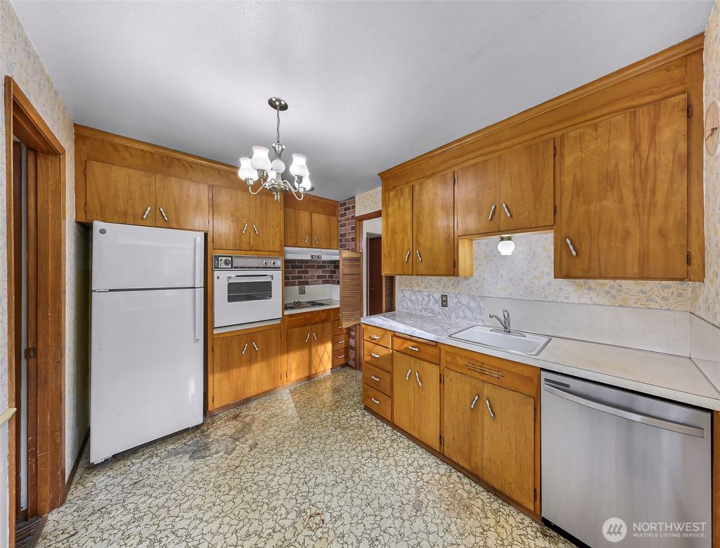 Photo of 9539 7th Avenue NW, Seattle, WA 98117 (MLS # 2491313)