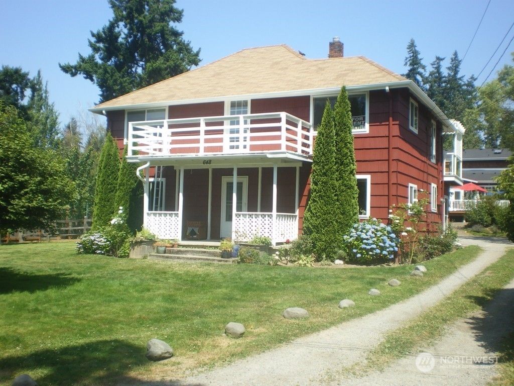 Photo of 648 11th Avenue, Kirkland, WA 98033 (MLS # 2238487)