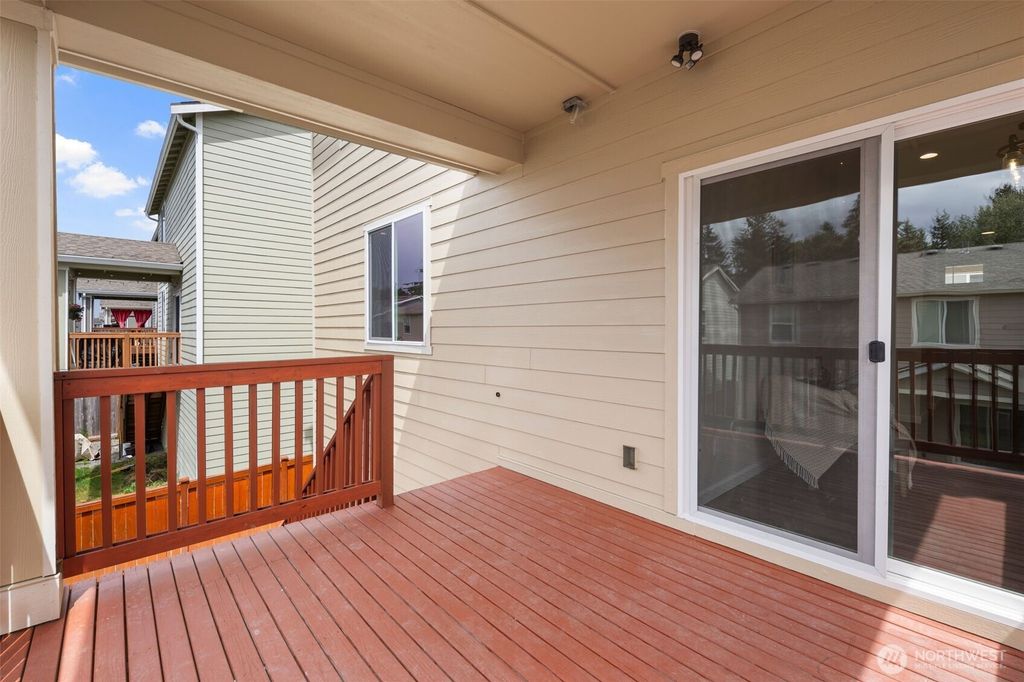 listing image 9367139110794737567