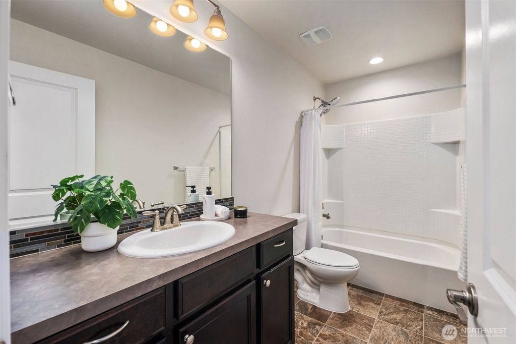 listing image 9366033531326398819