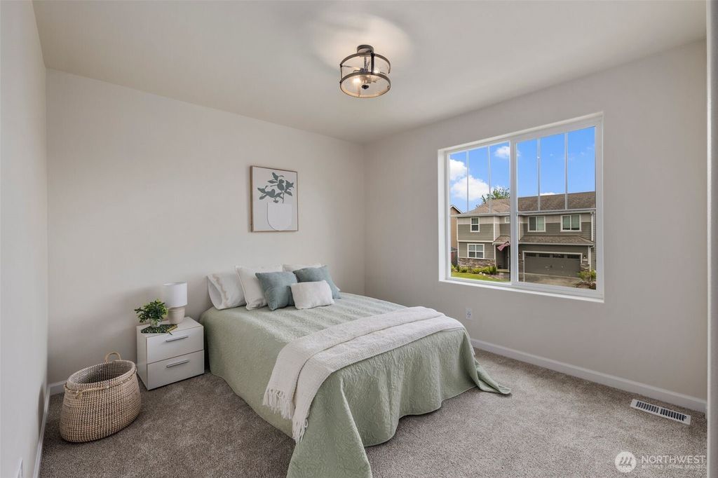 listing image 9363676562045108569