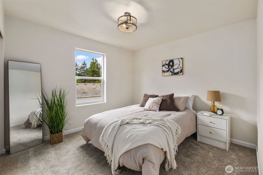 listing image 9369066251188994386