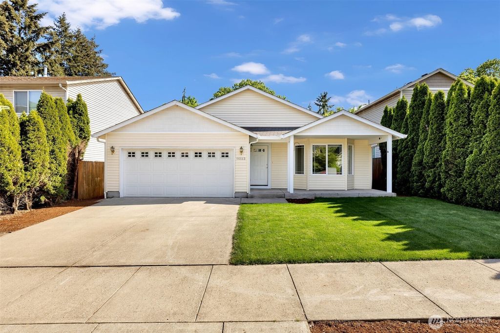 Photo of 11023 NE 47th Street, Vancouver, WA 98682 (MLS # 2518596)