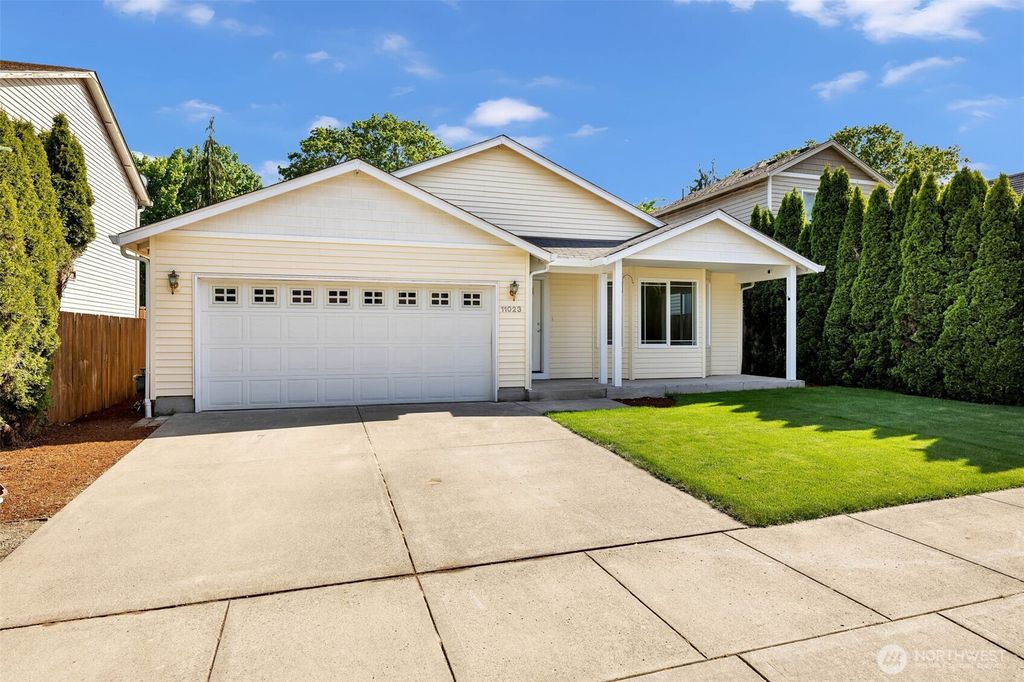 Photo of 11023 NE 47th Street, Vancouver, WA 98682 (MLS # 2518596)