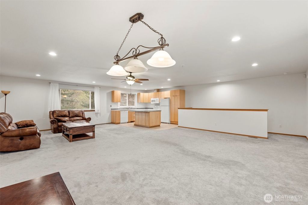 Photo of 2718 S Star lake Road, Federal Way, WA 98003 (MLS # 2502003)