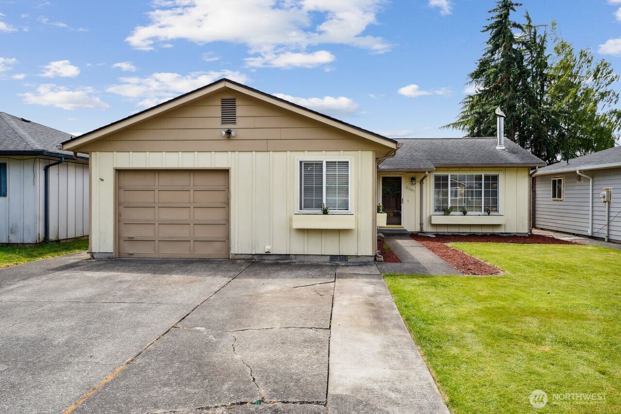 3381 Nebraska St.