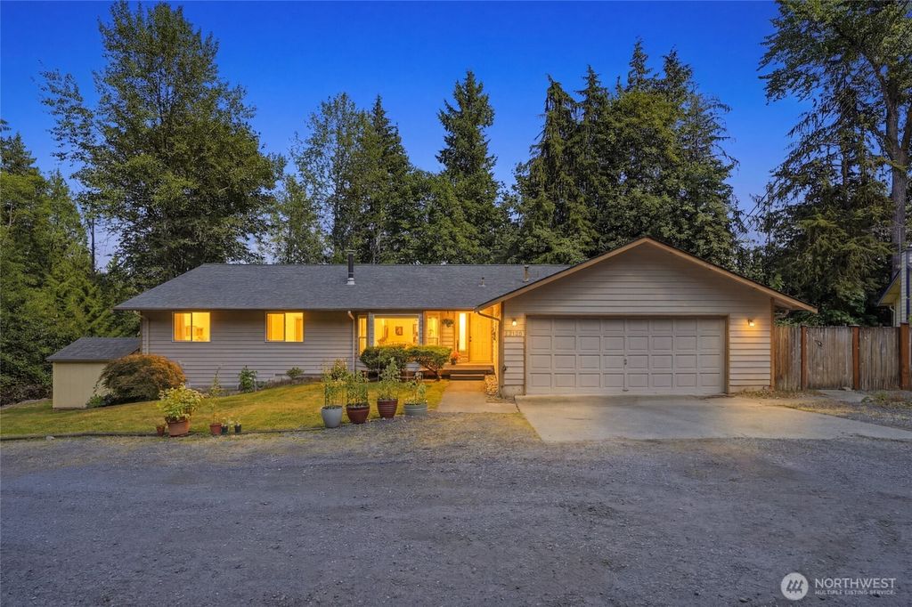 Photo of 18114 Broadway Avenue, Snohomish, WA 98296 (MLS # 2555679)