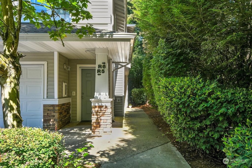 Photo of 14007 69th Drive SE #R6, Snohomish, WA 98296 (MLS # 2268973)