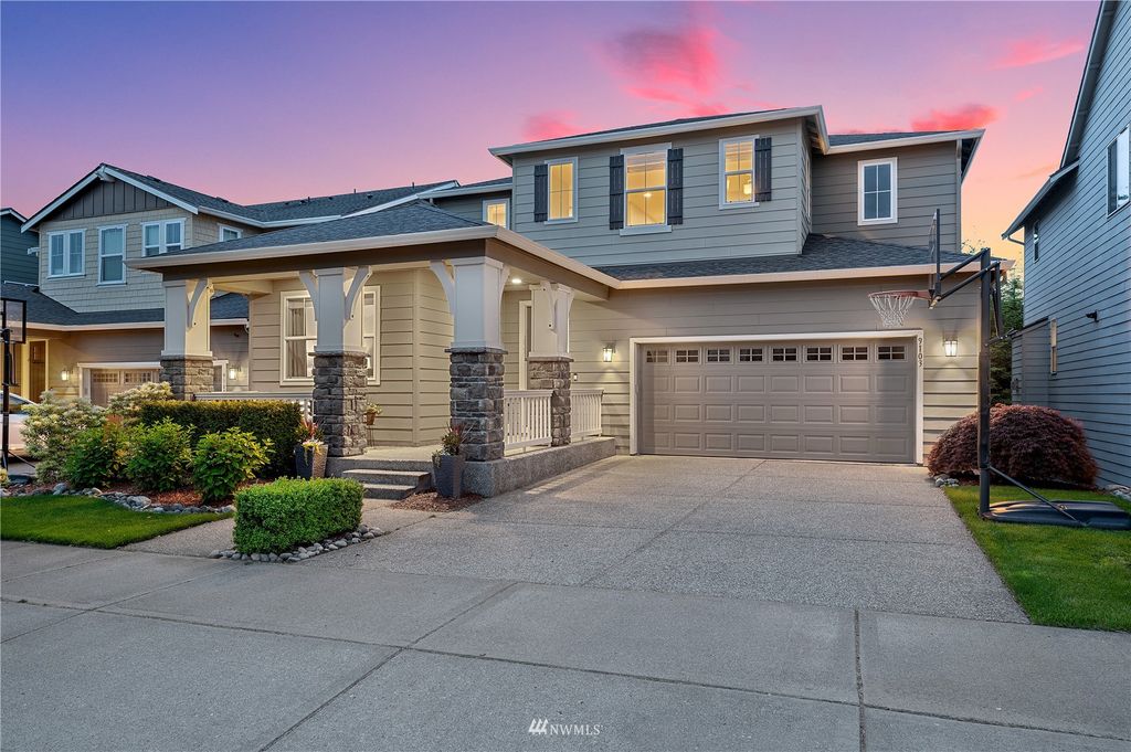 Photo of 9103 Satterlee Avenue SE, Snoqualmie, WA 98065 (MLS # 1957542)