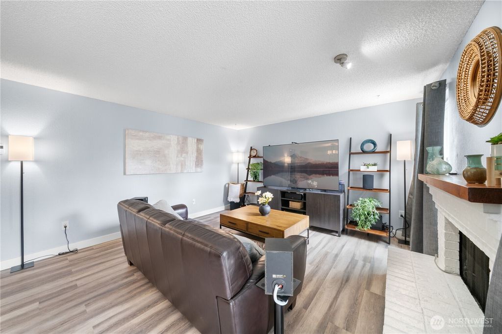 Photo of 820 Cady Road #A205, Everett, WA 98203 (MLS # 2389730)