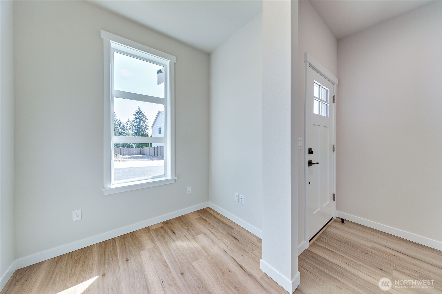 5085 NW Cedarside Loop