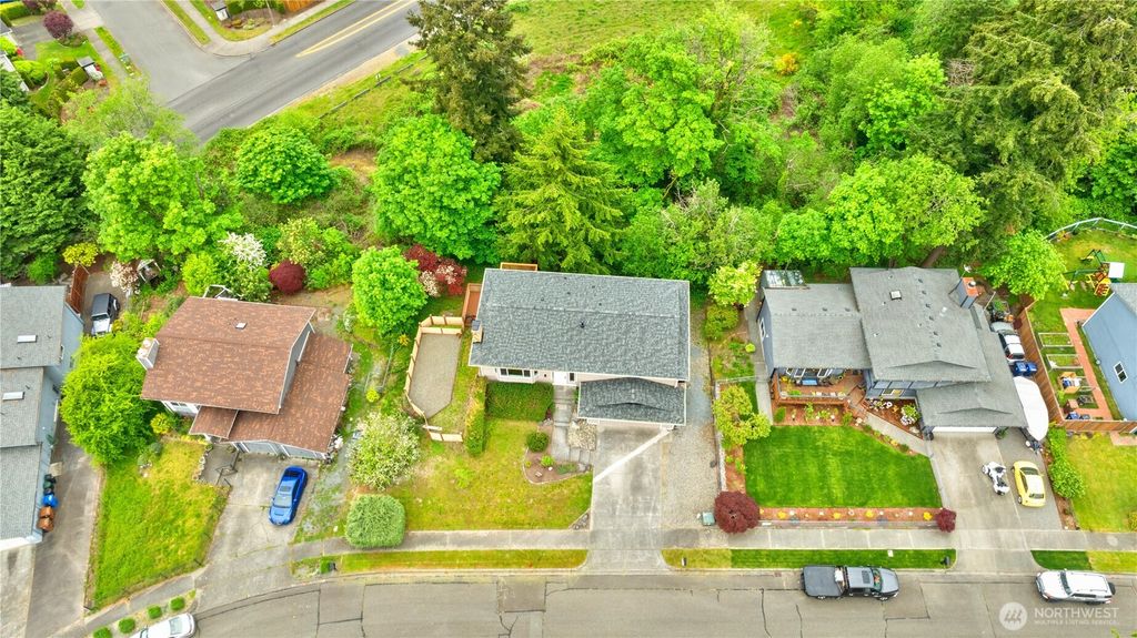 Photo of 3322 43rd Place NE, Tacoma, WA 98422 (MLS # 2518579)