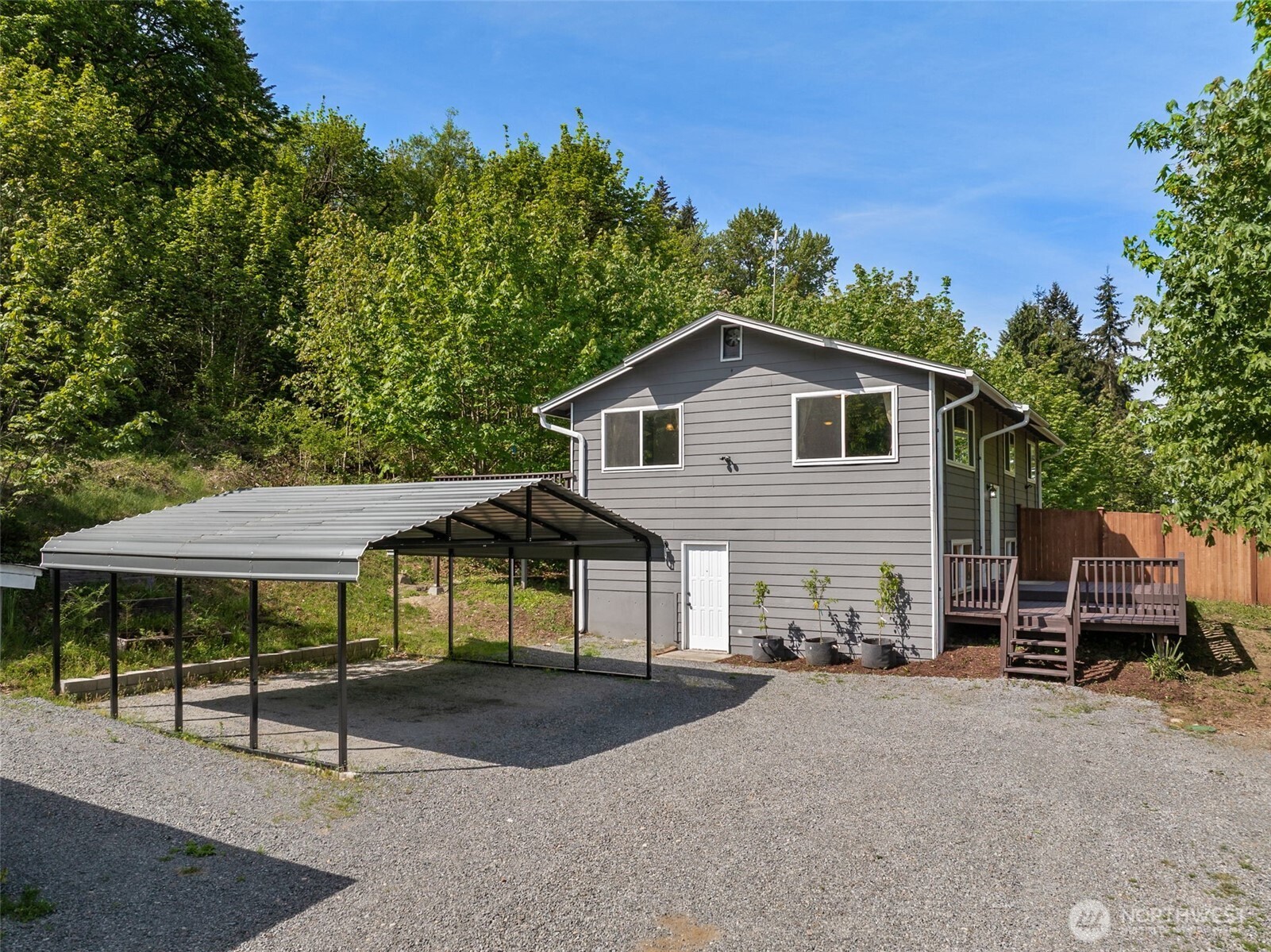 2016 286th Street E