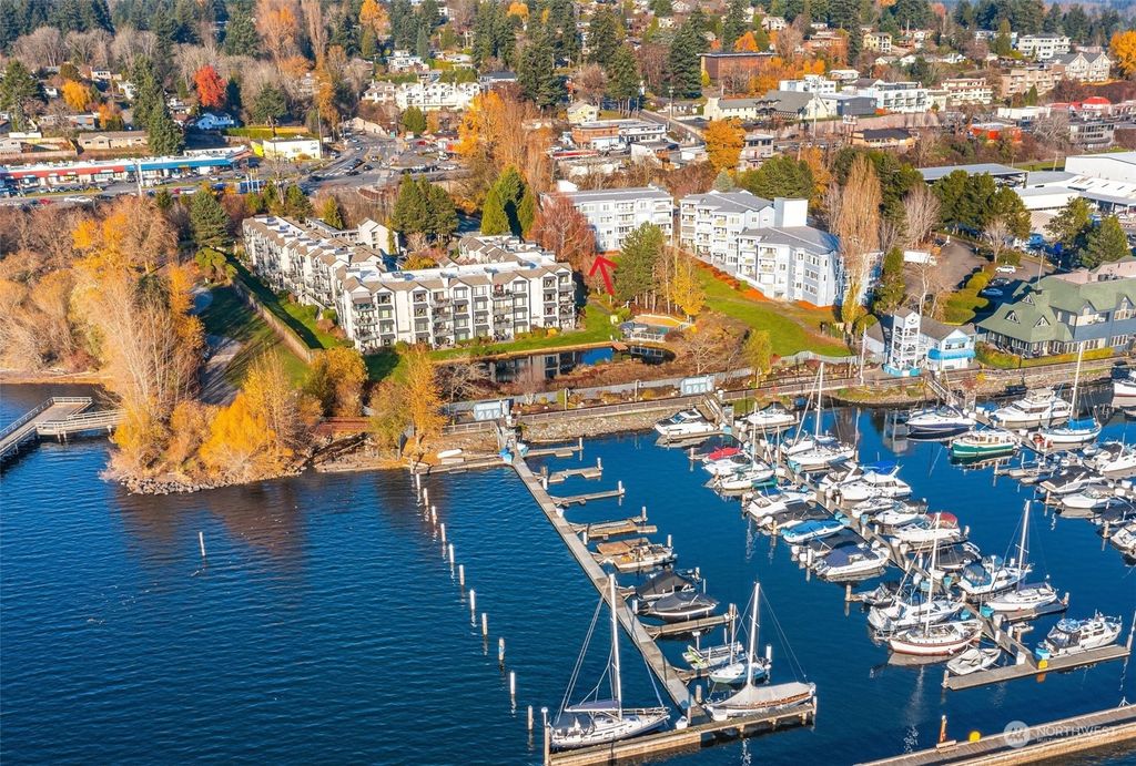 Photo of 6125 NE 175th Street #M103, Kenmore, WA 98028 (MLS # 2189697)