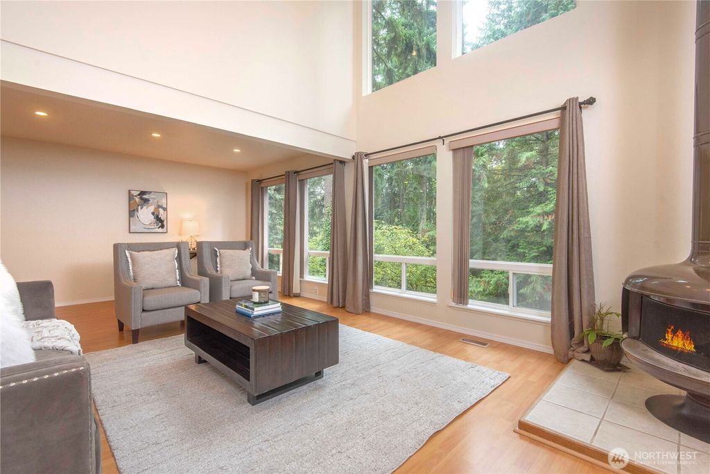 Photo of 8460 171st Avenue NE, Redmond, WA 98052 (MLS # 2448166)