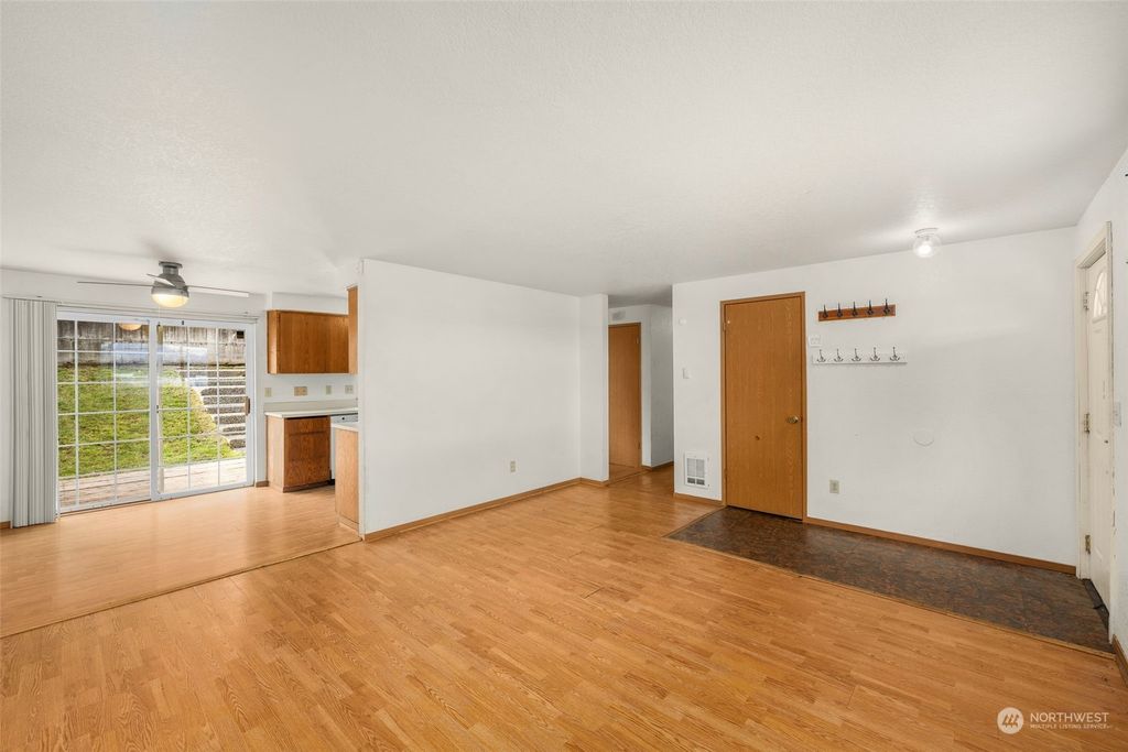 Photo of 558 E Marine View Drive, Everett, WA 98201 (MLS # 2217064)