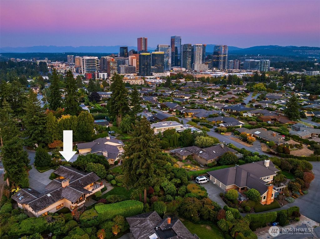 Photo of 9501 NE 13th Street, Clyde Hill, WA 98004 (MLS # 2448338)