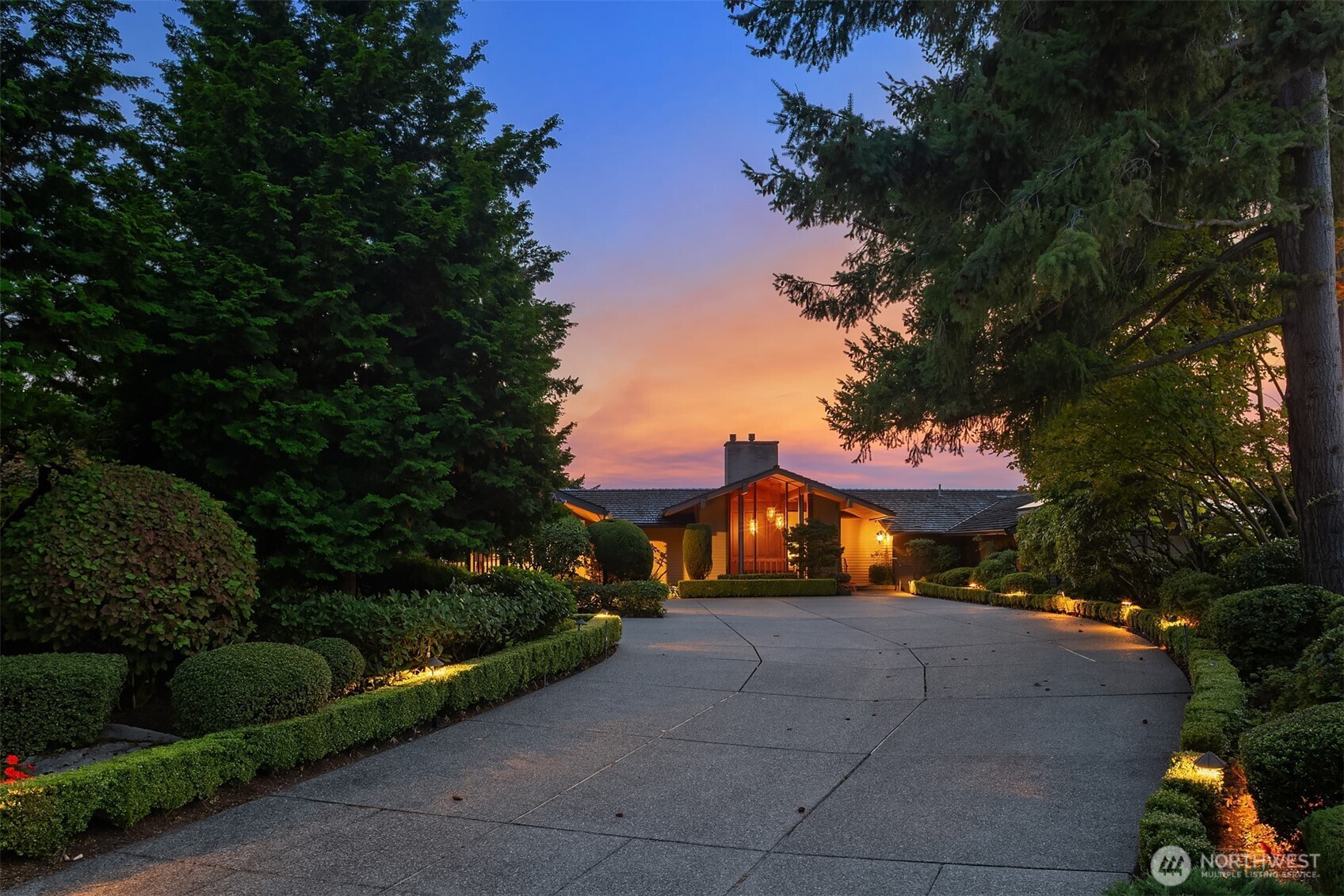 9501 NE 13th Street