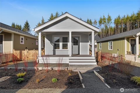 40 Bungalow Loop Pacific Beach WA 98571