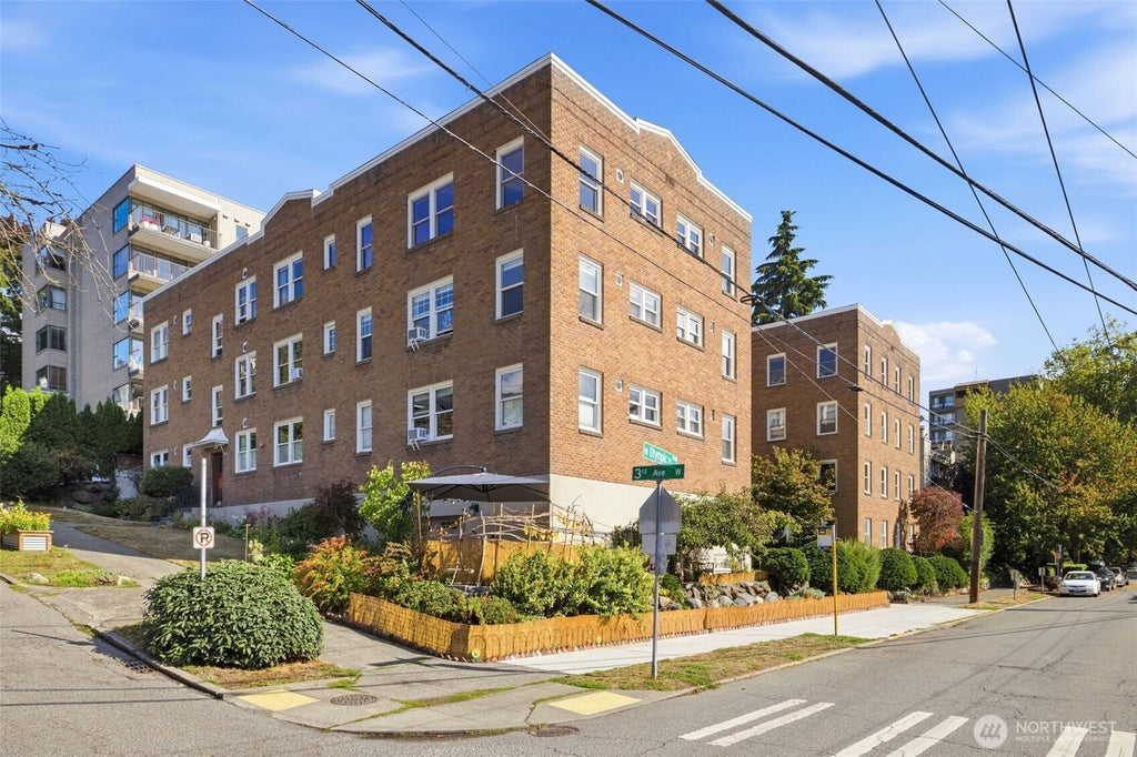 Photo of 220 W Olympic Place #303, Seattle, WA 98119 (MLS # 2589235)