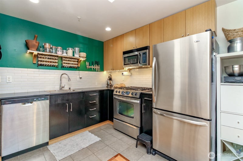 76 Cedar Street 207