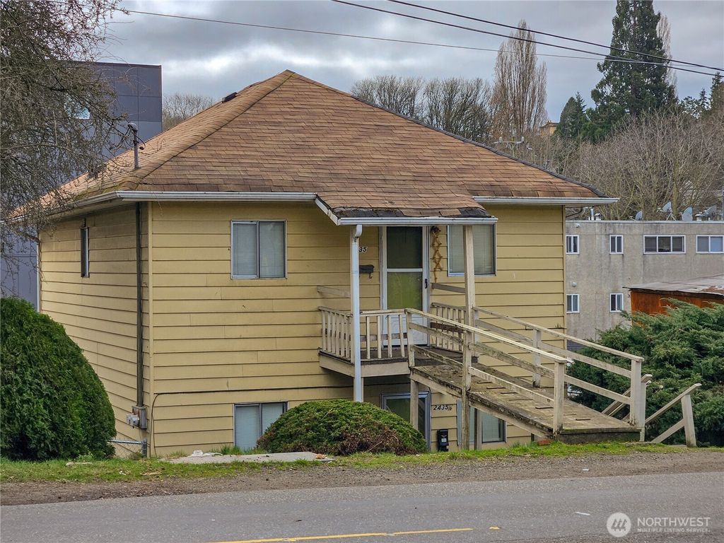 Photo of 2435 S Walker Street, Seattle, WA 98144 (MLS # 2340868)
