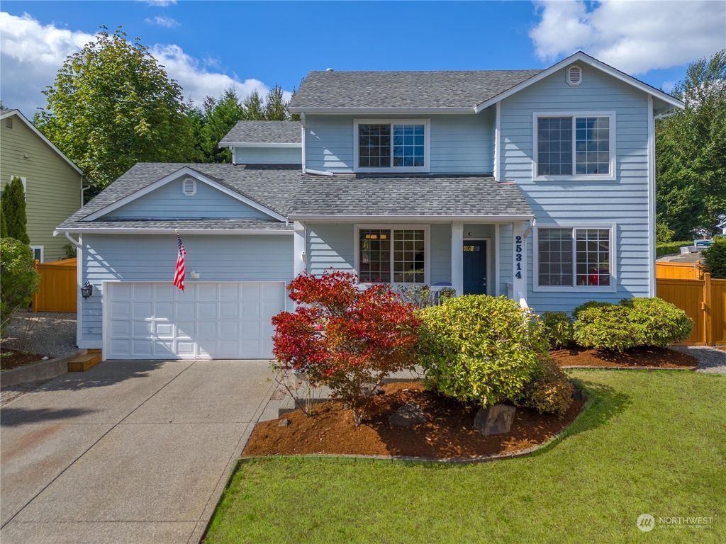 Photo of 25314 Cumberland Place, Black Diamond, WA 98010 (MLS # 2155948)