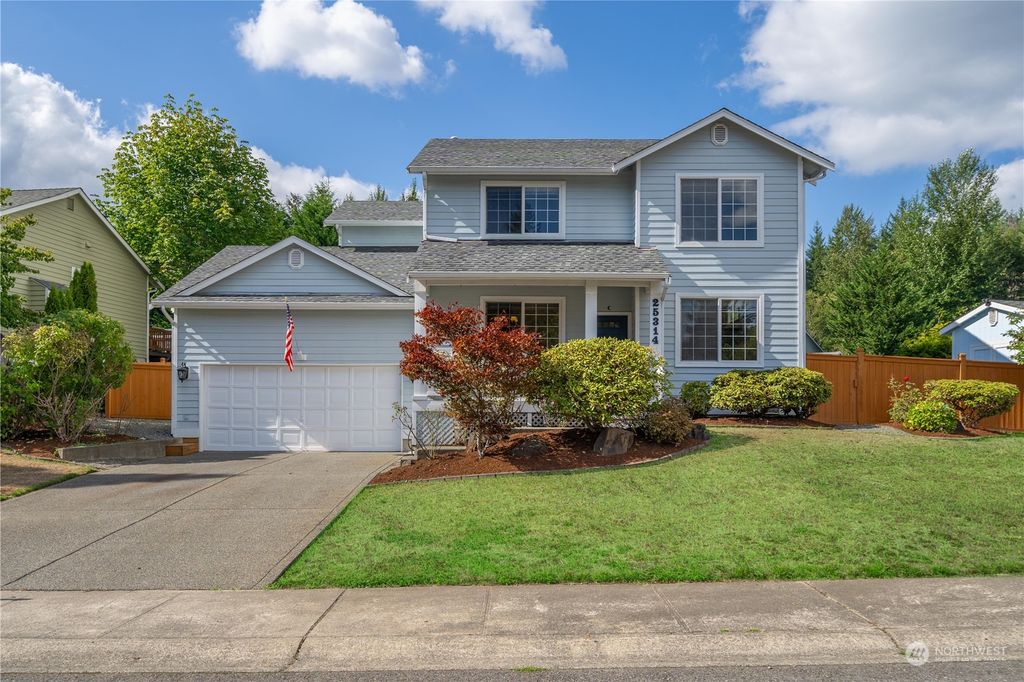 Photo of 25314 Cumberland Place, Black Diamond, WA 98010 (MLS # 2155948)